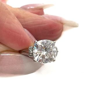 Charles & Colvard Forever One 5ct Moissanite Engagement Ring Size 5